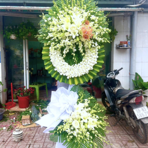 Kệ hoa viếng 71276