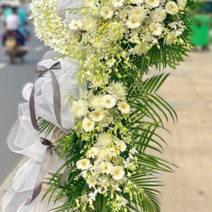 Kệ hoa viếng 67670