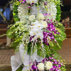 Kệ hoa viếng 90927