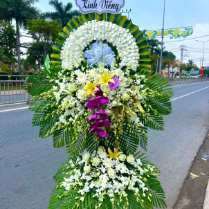 KỆ HOA VIẾNG 45322