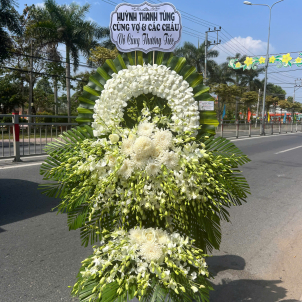 KỆ HOA VIẾNG 10233