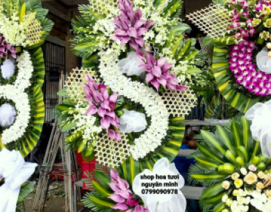 Hoa chia buồn – Một lời tiễn đưa nhẹ nhàng mà sâu sắc