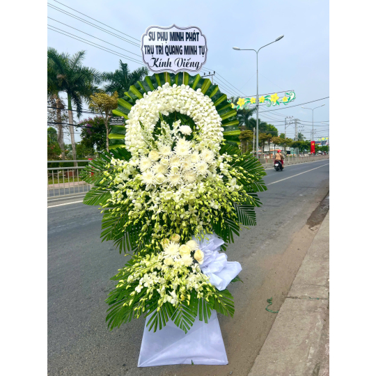 KỆ HOA VIẾNG 98071