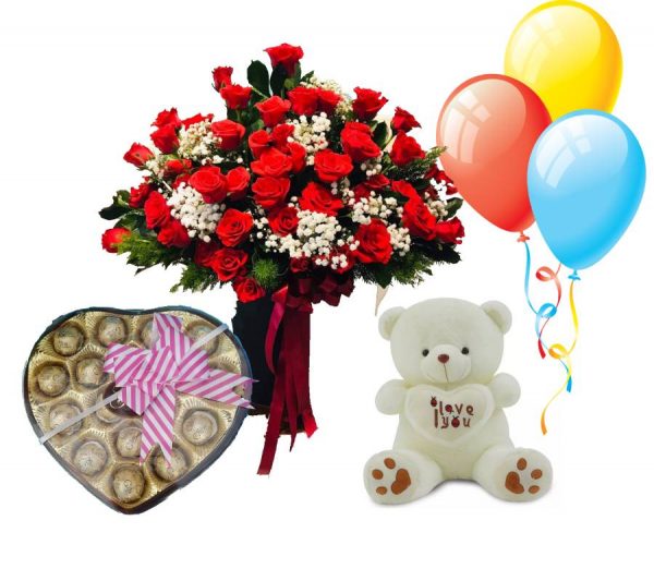 hoa sinh nhật cùng socola và gấu bông lãng mạn